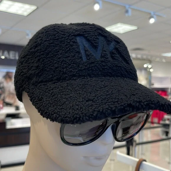 Michael Kors MK Logo Hat Sherpa Adjustable Cap OS 
Black NWT - Picture 9 of 16
